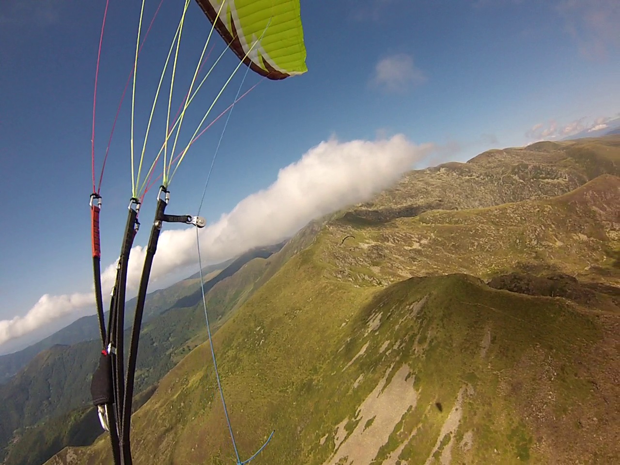 http://altivols.forum.free.fr/forum/img/members/174/pic-des-3-seigneurs-dans-les-nuages-jpg.jpg